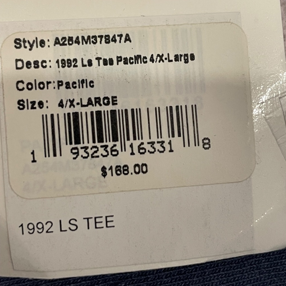 Tee - Picture 5 of 5